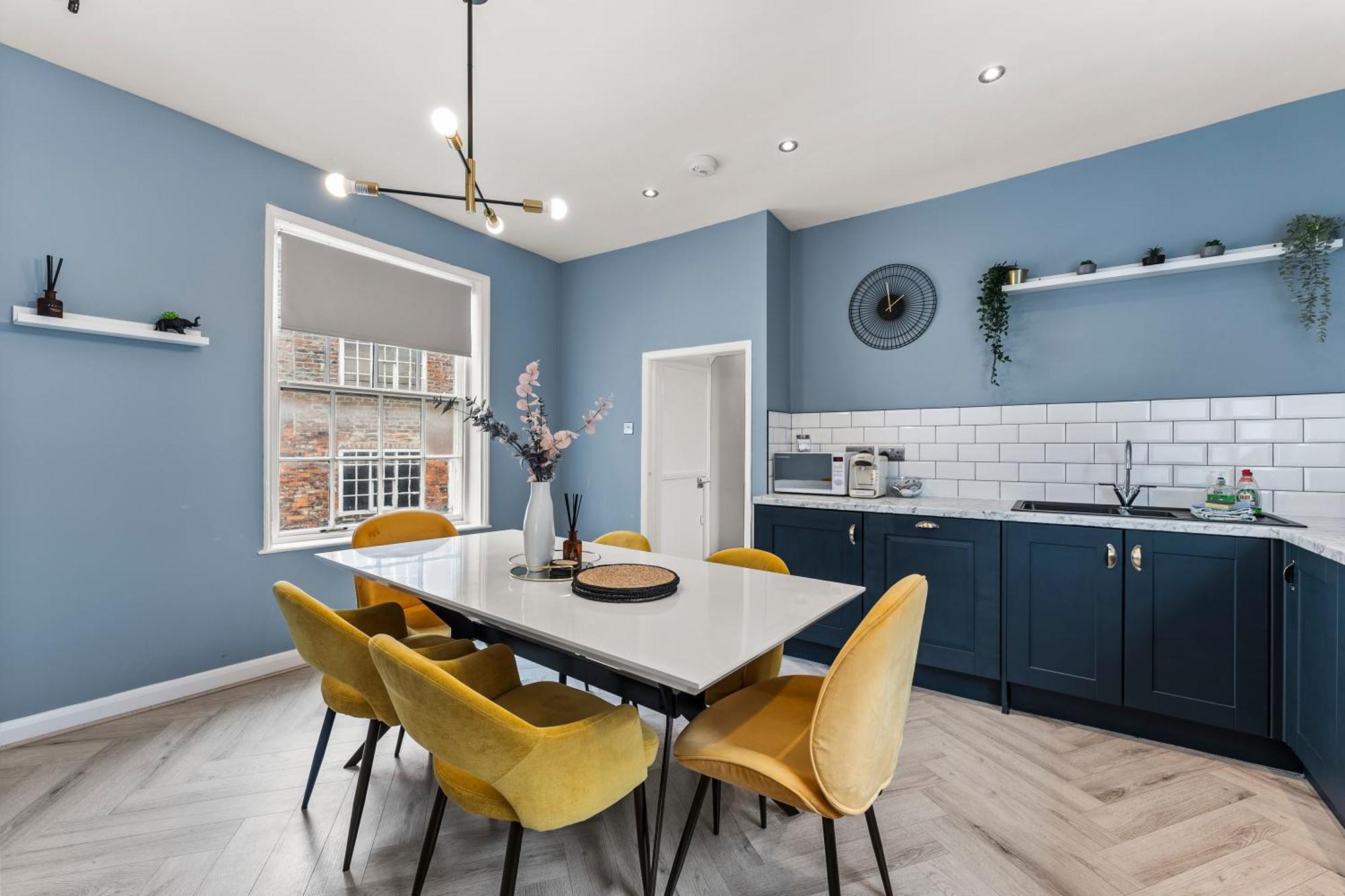 The Beautiful Grape Lane Duplex - Harbour Views Whitby